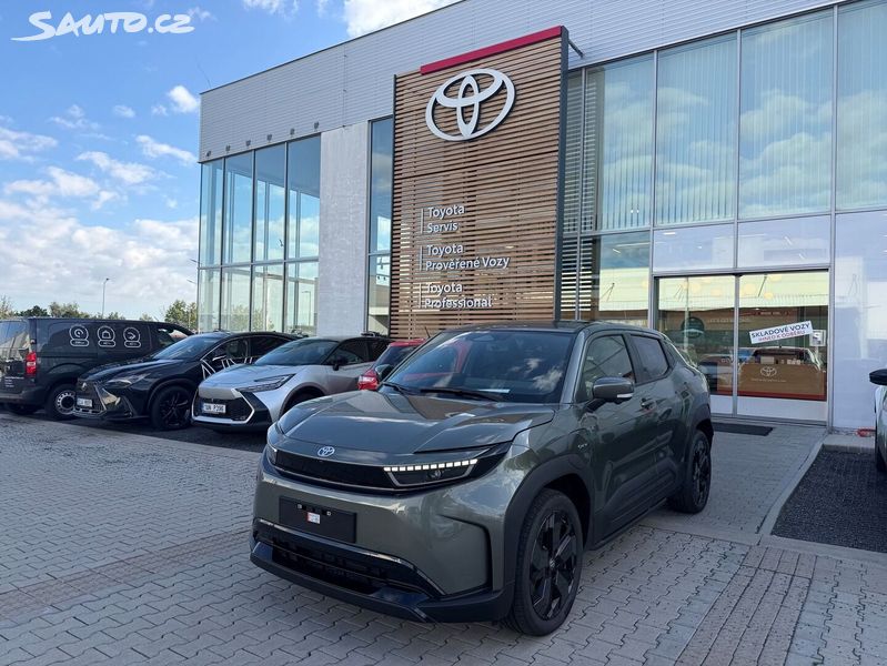 Toyota Urban Cruiser, Executive